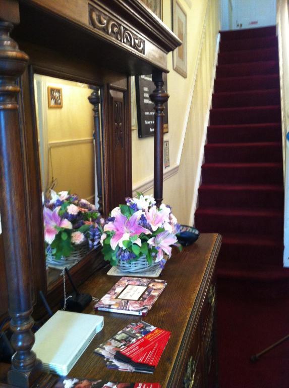 Stretton House Bed and Breakfast Στράτφορντ απόν Έιβον Εξωτερικό φωτογραφία